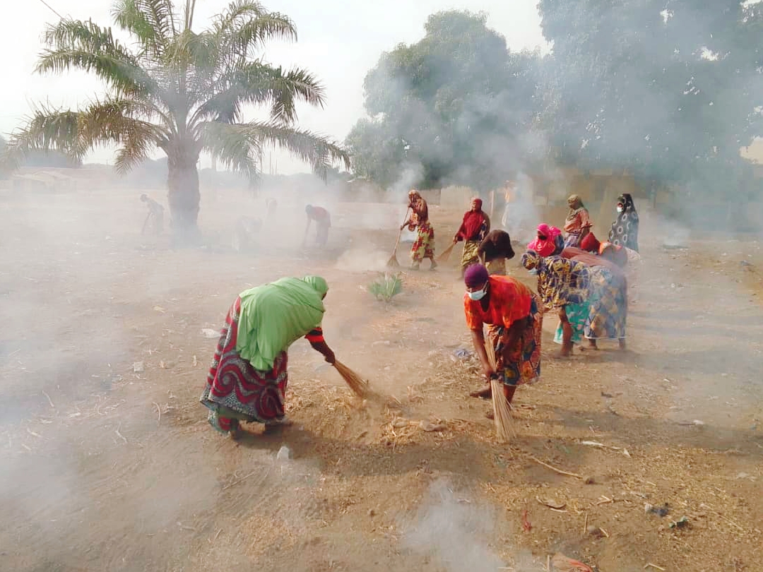 Commune de Ouaké et Campagne de Subtilité à Sèmèrè : Les femmes de la Coopérative Sourou Abbé de Gao pour un environnement sain et durable