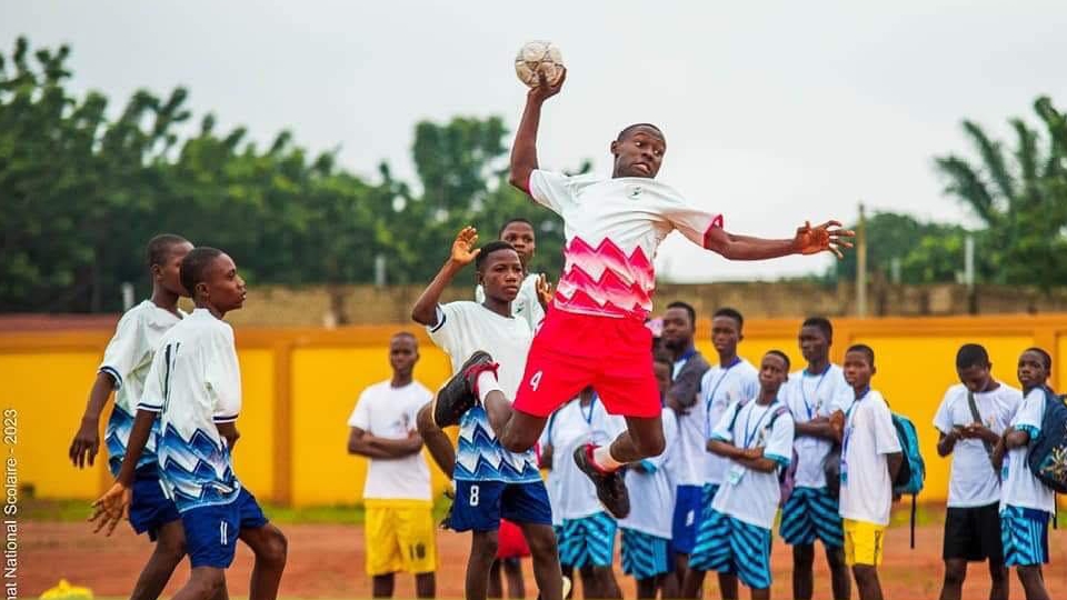 Classes sportives au Bénin, huit ans après entre expérience et réussite : un tremplin d’or pour la jeunesse, mais un moteur à réajuster