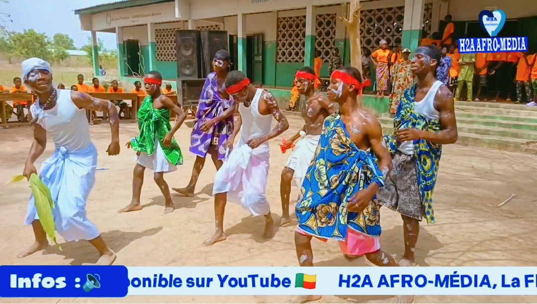 Culture et Musique Adja : Le groupe « l&rsquo;oeil des Ancêtres » du CEG Lanta en spectacle lors des journées culturelles de 2026
