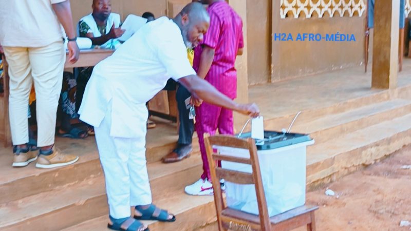 Couffo et jour de vote de l&rsquo;élection présidentielle 2026 au Bénin : Francis Dayalor fait le geste citoyen appelle les populations au devoir civique