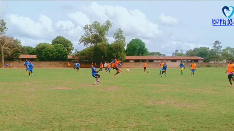 Sport et Football à Klouékanmè : La JSK à l&rsquo;entraînement de samedi matin au terrain de sport du CEG1 Klouékanmè