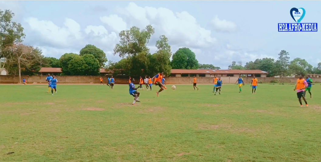 Sport et Football à Klouékanmè : La JSK à l&rsquo;entraînement de samedi matin au terrain de sport du CEG1 Klouékanmè