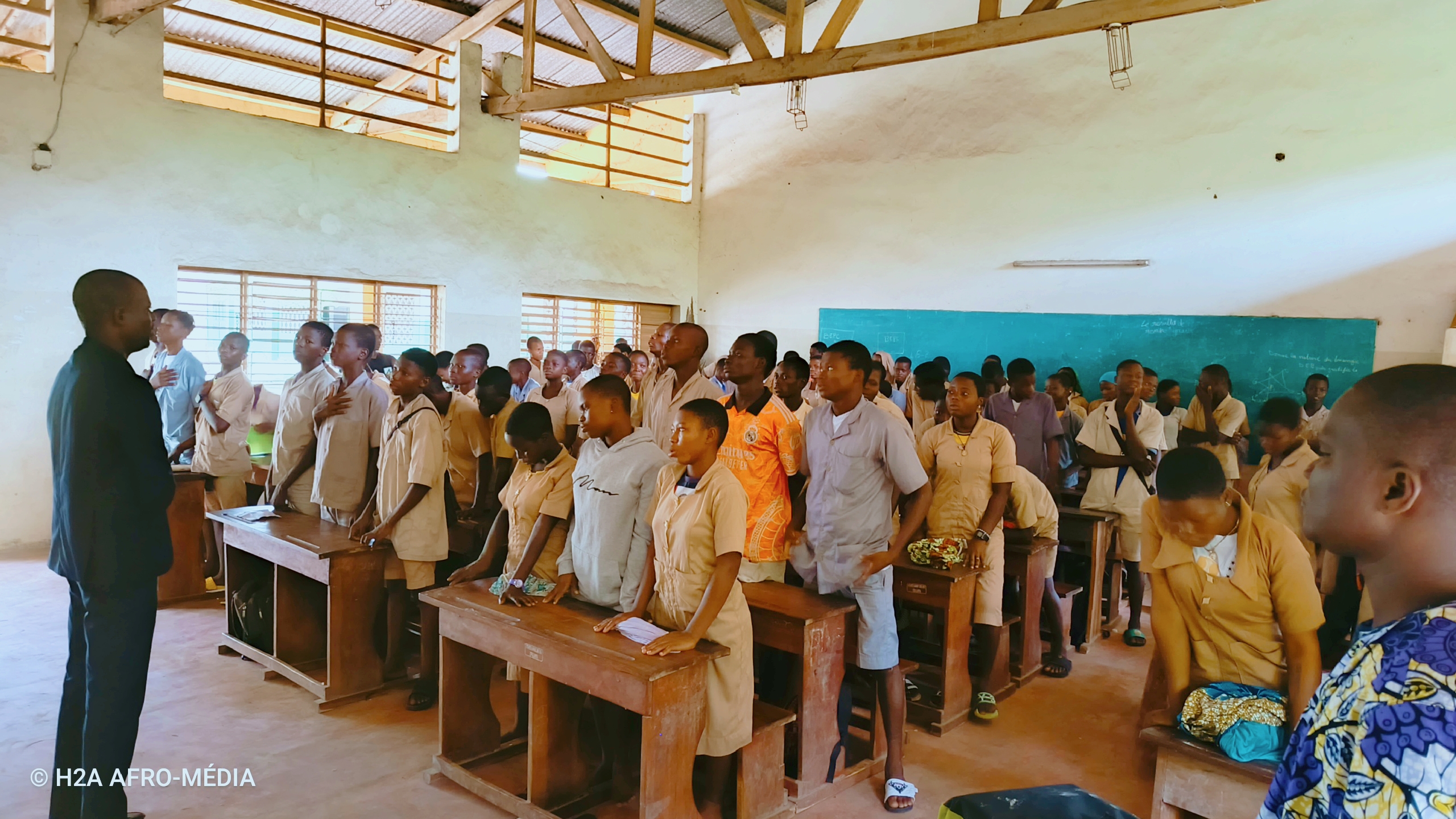 Examens de fin d’année : une campagne de sensibilisation de l&rsquo;ONG Jeunesse pour Christ Bénin dans les collèges du Couffo