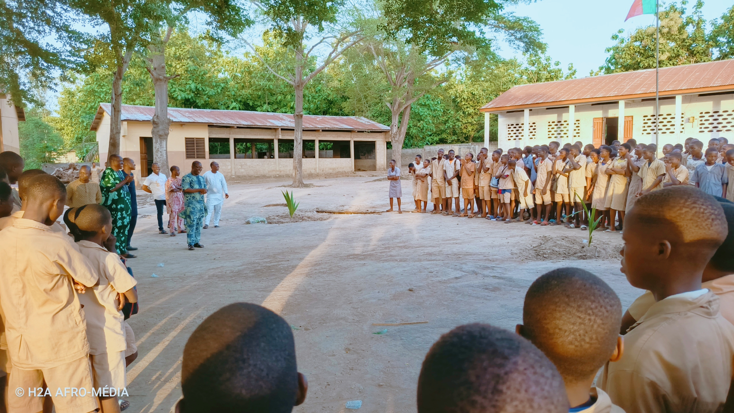 Tournée du DDESTFP Couffo dans tous les collèges du département : le CEG Lanta en dernière étape de la sensibilisation pré-examens