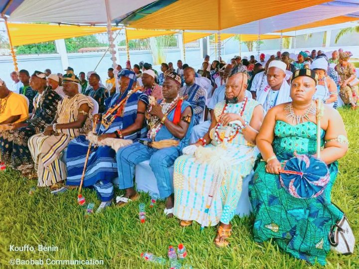 Couffo: une rencontre stratégique entre rois, autorités traditionnelles, religieuses et l&rsquo;honorable Gérard GBÉNONCHI à Klouékanmè