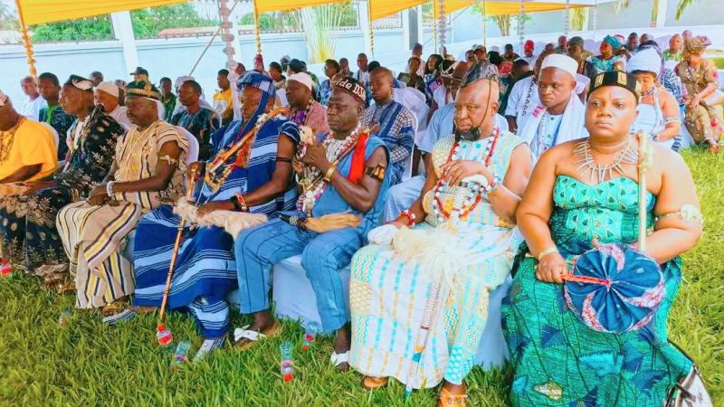 Couffo: une rencontre stratégique entre rois, autorités traditionnelles, religieuses et l&rsquo;honorable Gérard GBÉNONCHI à Klouékanmè