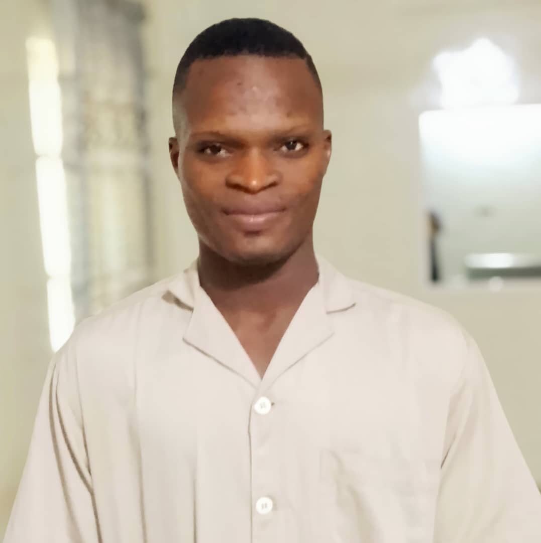 Baccalauréat 2026 au Bénin : Le premier du Couffo est originaire de Houégamey dans la commune de Djakotomey avec 17,72 et reçoit les félicitations du CRAH